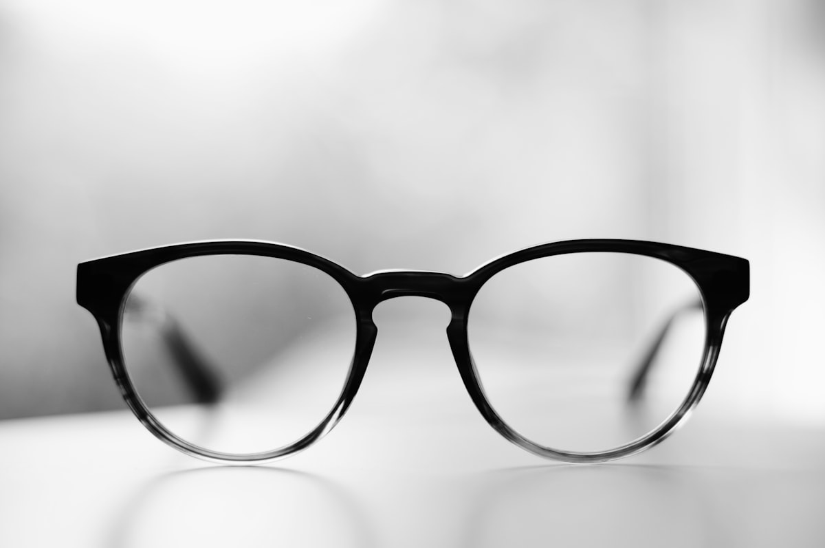 Occhiali progressivi moderni con lenti avanzate